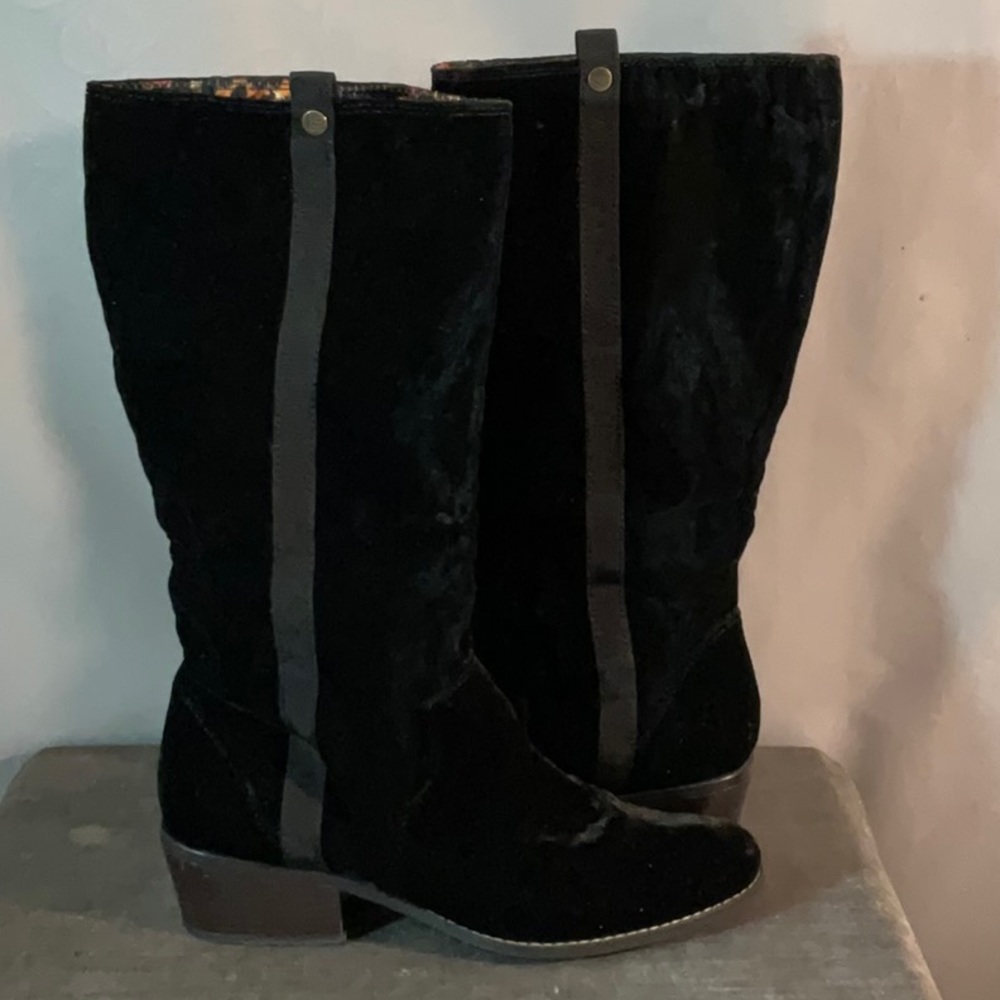 Libby Edelman Velvet Boots